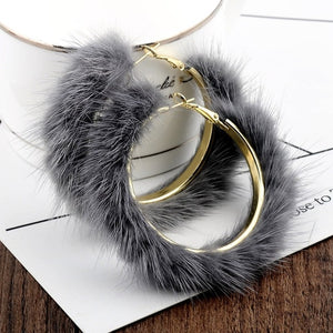 Big-name popular plush large circle earrings